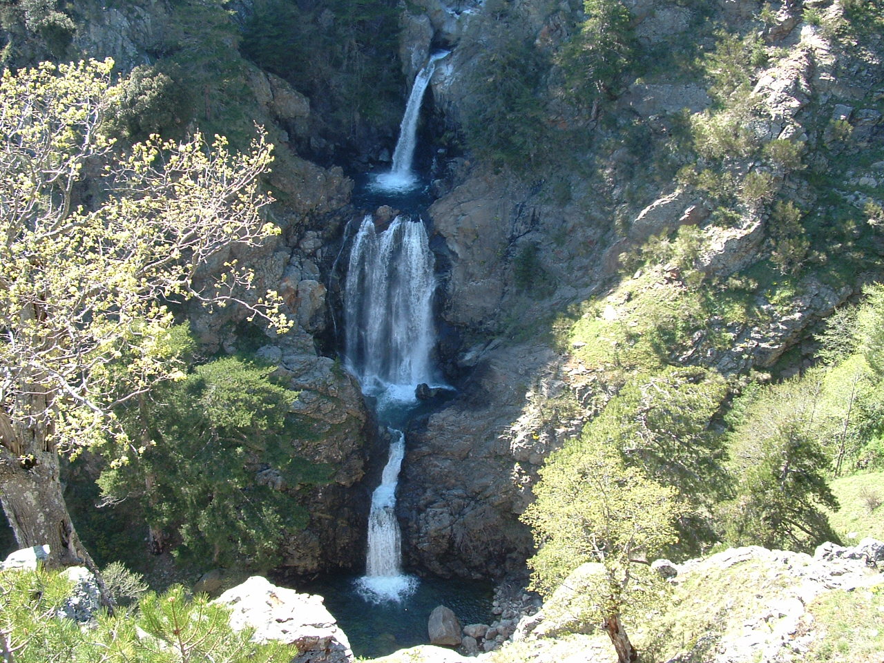17 cascata maesano